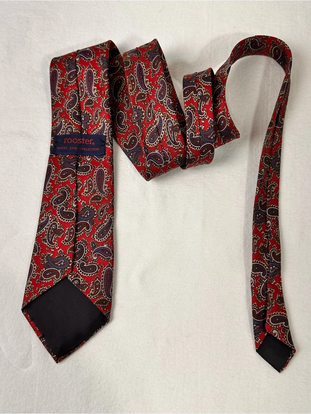 Rooster elegant red